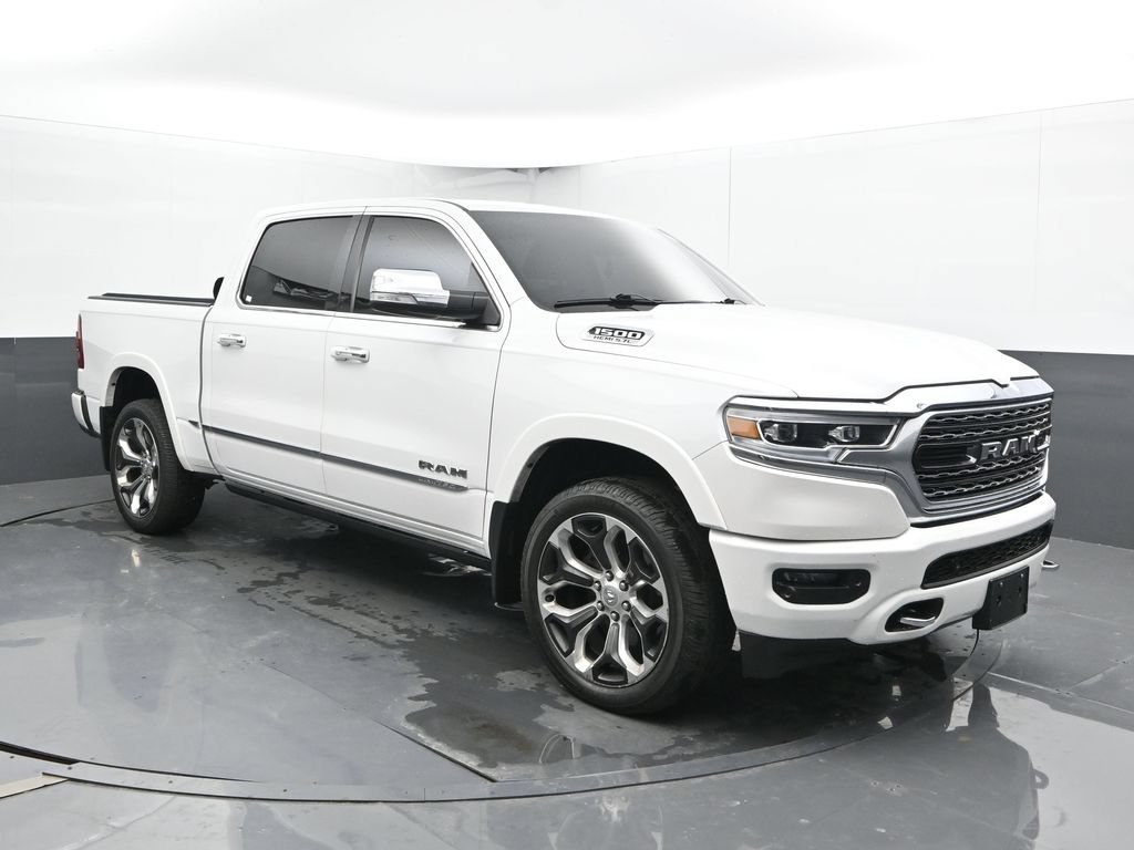 Used 2019 RAM 1500 Limited w/ Body Color Bumper Group AWD/4WD image 6
