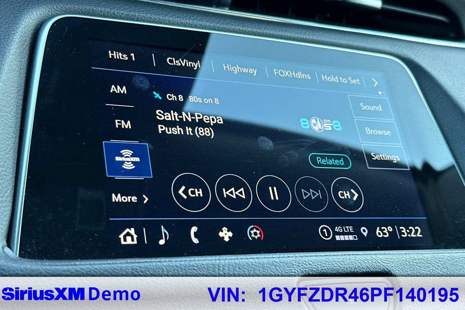 Used 2023 Cadillac XT4 Premium Luxury image 33