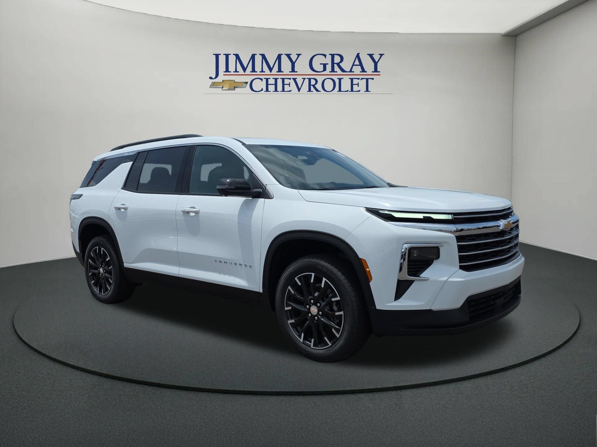 New 2026 Chevrolet Traverse LT w/ Sun and Wheel Package FWD image 7