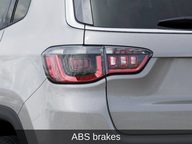 New 2026 Jeep Compass Latitude AWD/4WD image 14