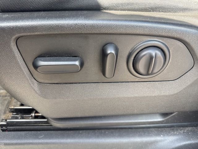 Used 2019 GMC Sierra 1500 Elevation w/ Elevation Value Package image 11