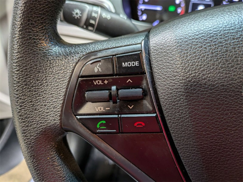 Used 2016 Hyundai Sonata SE image 17