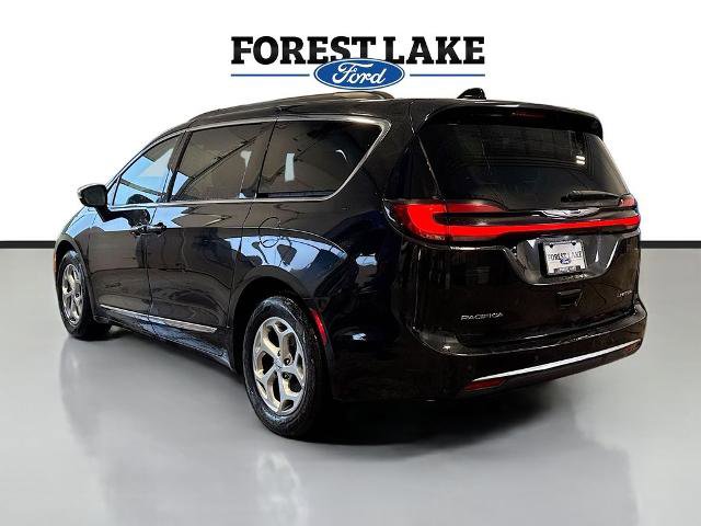 Used 2023 Chrysler Pacifica Limited image 5