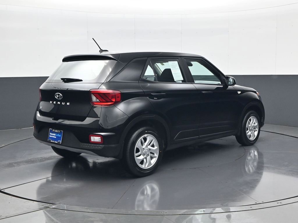 Certified 2026 Hyundai Venue SE image 5