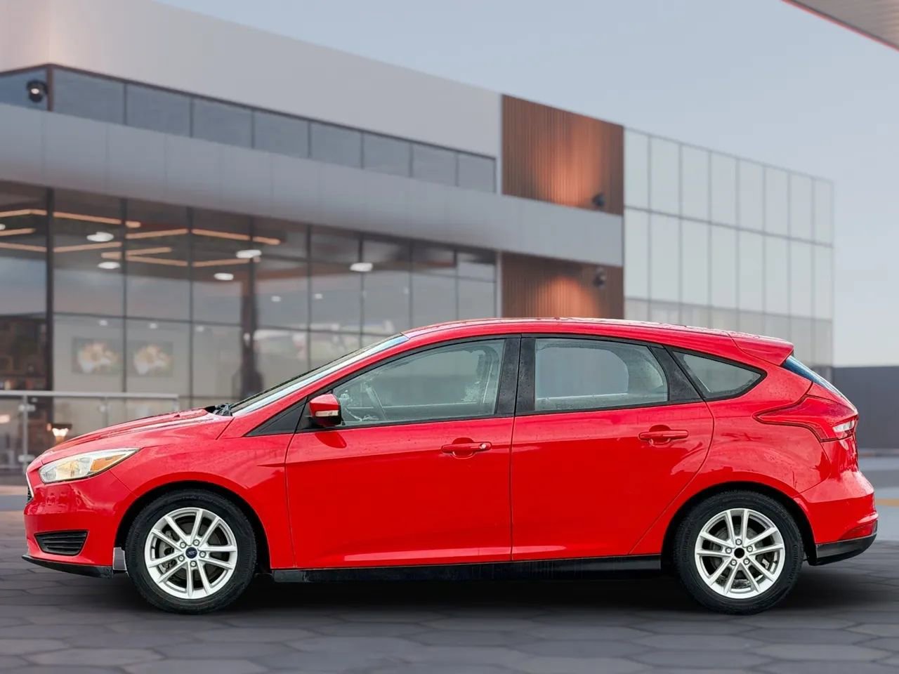 Used 2015 Ford Focus SE image 5