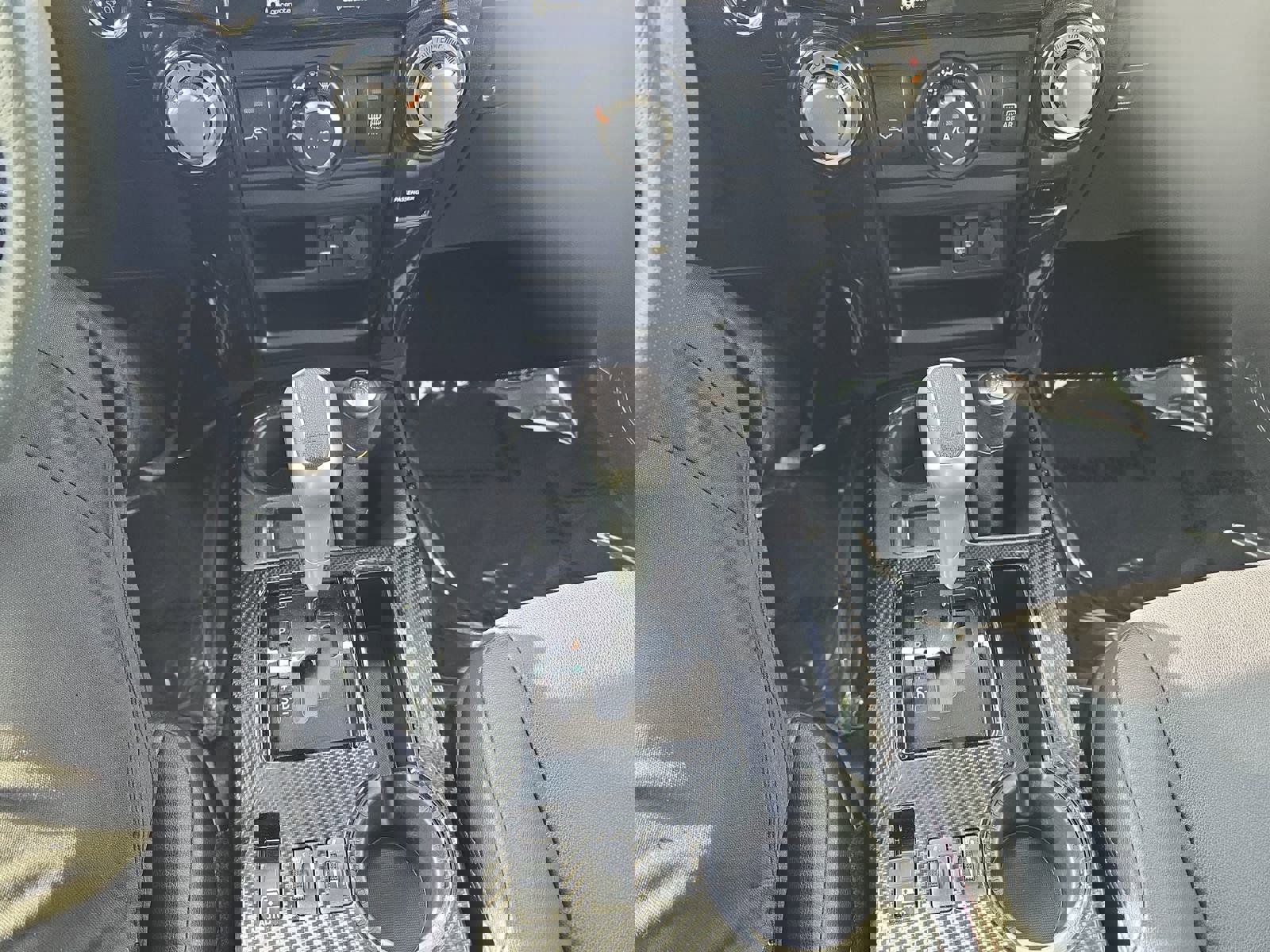 Used 2022 Toyota 4Runner TRD Off-Road Premium image 25