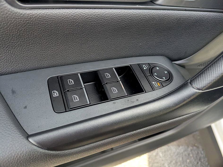 New 2026 MAZDA CX-50 AWD 2.5 Hybrid w/ Weather Package image 15