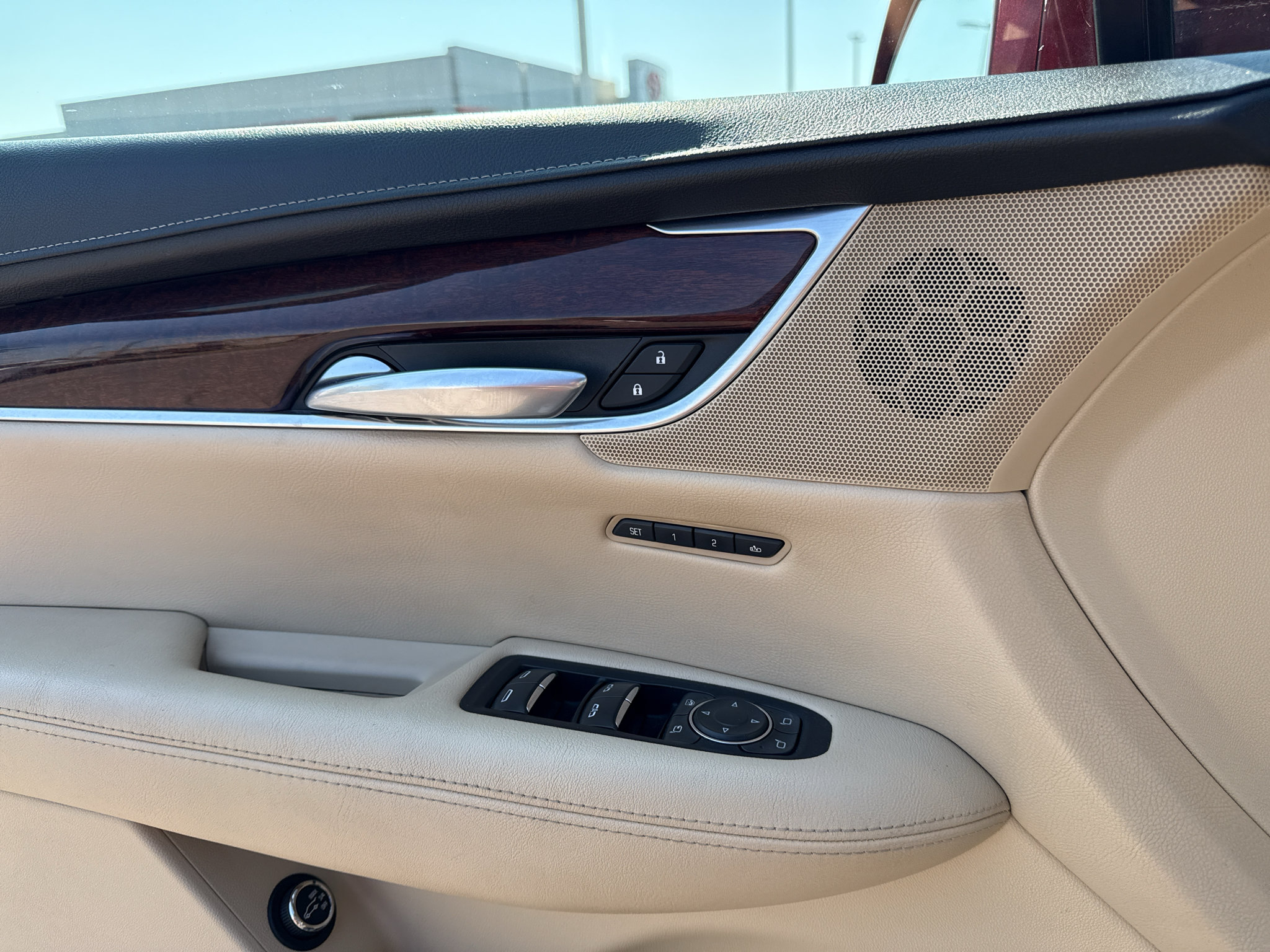 Used 2018 Cadillac XT5 Premium Luxury FWD image 21