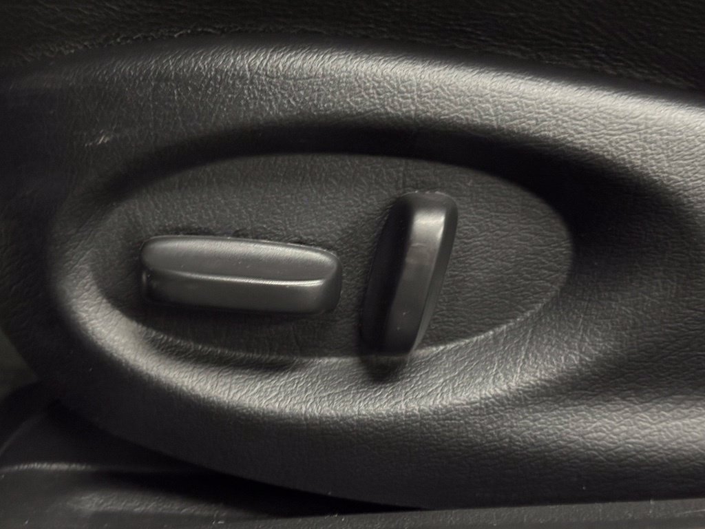 Used 2005 Pontiac GTO RWD image 21