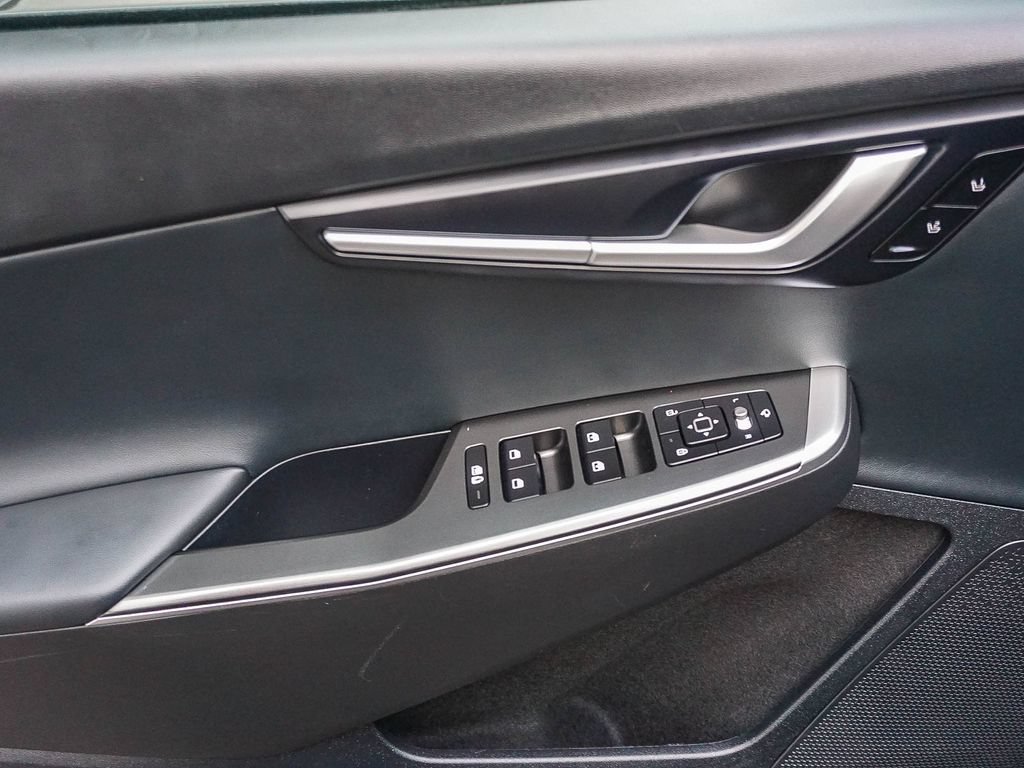 Certified 2024 Kia EV6 Light RWD image 44