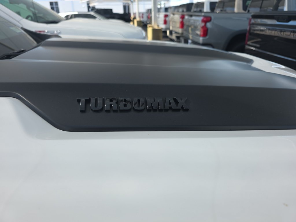 Used 2025 Chevrolet Colorado ZR2 w/ Technology Package AWD/4WD image 8