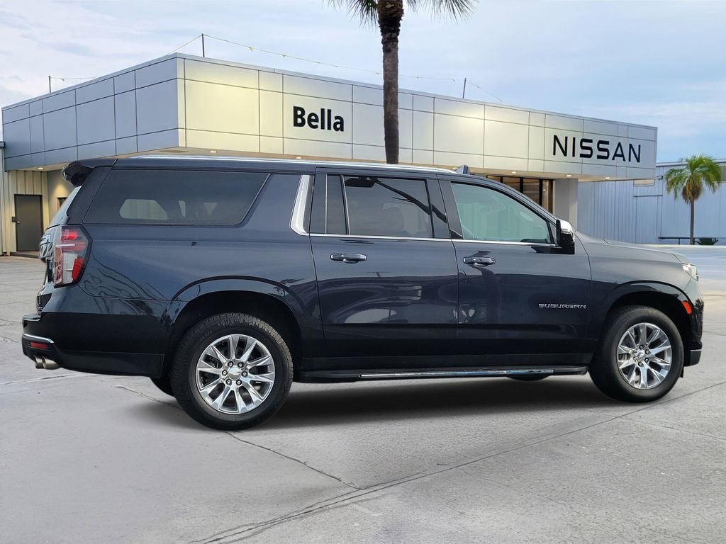 Used 2023 Chevrolet Suburban Premier image 7