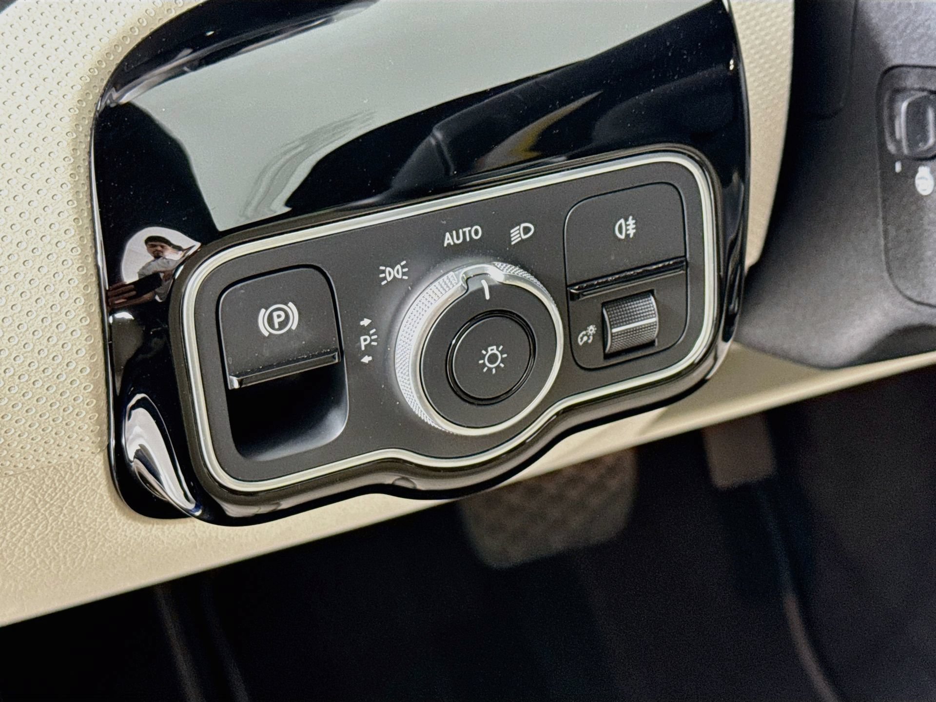 Certified 2026 Mercedes-Benz CLA 250 image 11