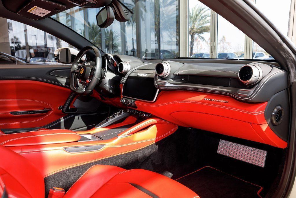 Used 2019 Ferrari GTC4Lusso image 42