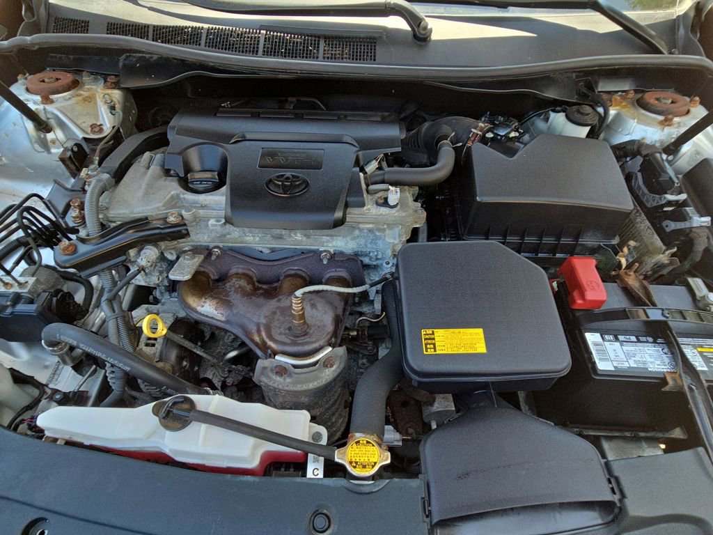 Used 2012 Toyota Camry LE image 25