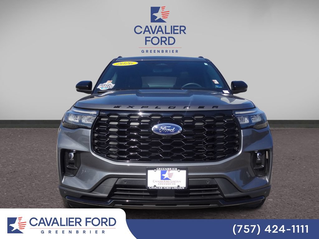 Used 2026 Ford Explorer ST-Line w/ ST-Line Street Pack AWD/4WD image 5