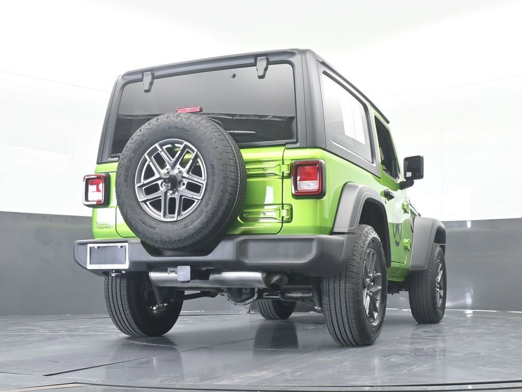 Used 2025 Jeep Wrangler Sport image 51