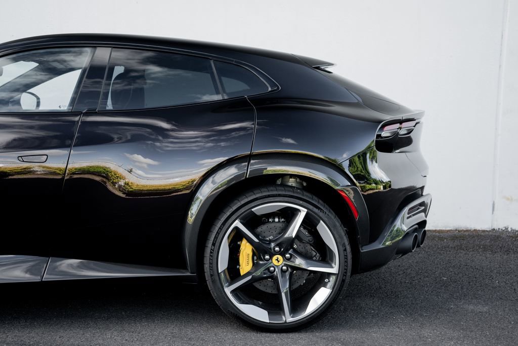 Used 2023 Ferrari Purosangue AWD/4WD image 14