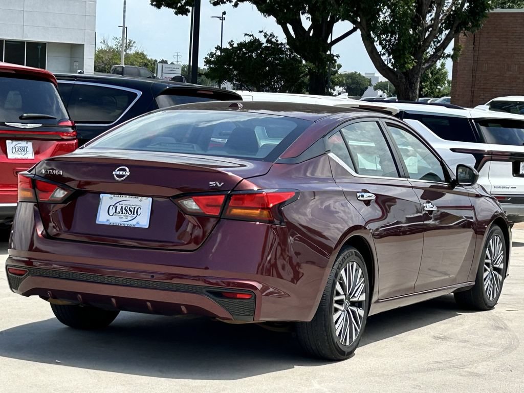Used 2023 Nissan Altima 2.5 SV FWD image 4