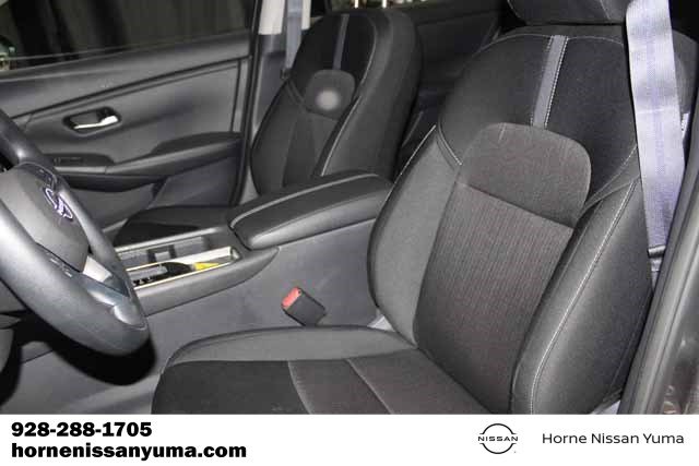 Certified 2025 Nissan Sentra SV w/ Trunk Package image 4