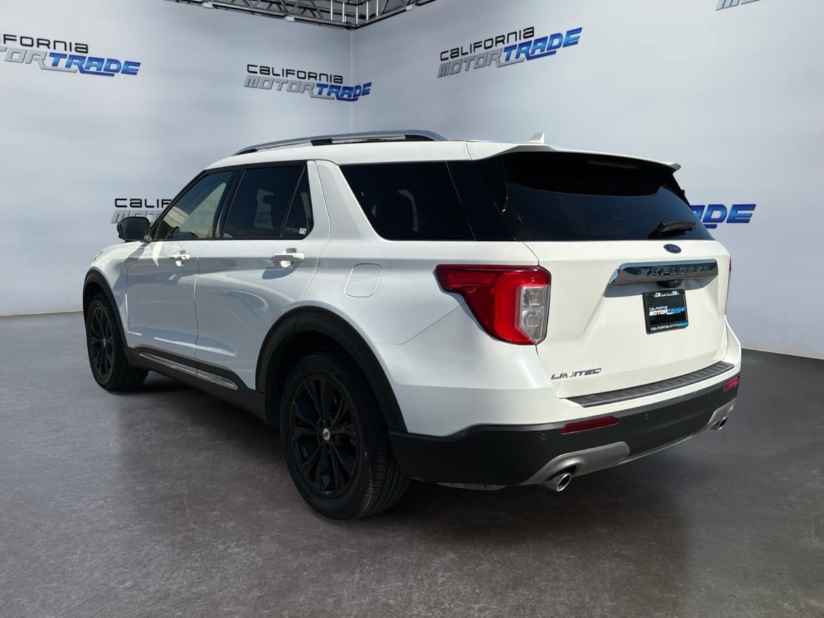 Used 2021 Ford Explorer Limited w/ Equipment Group 301A RWD image 7