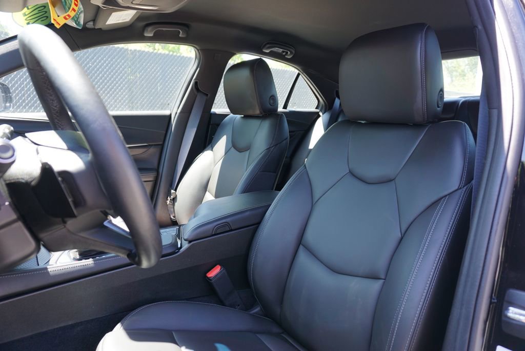 Used 2024 Cadillac CT4 Luxury w/ Cold Weather Package RWD image 19
