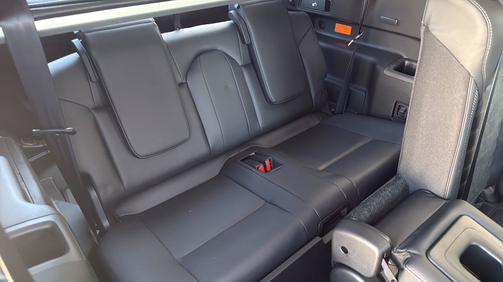 New 2026 Mitsubishi Outlander SE AWD/4WD image 17