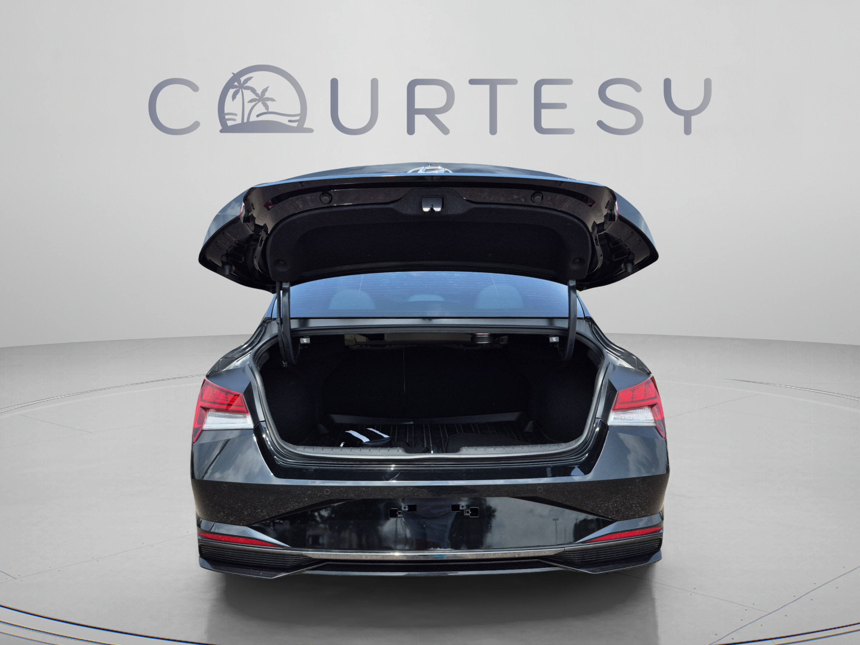 Certified 2023 Hyundai Elantra Limited FWD image 9