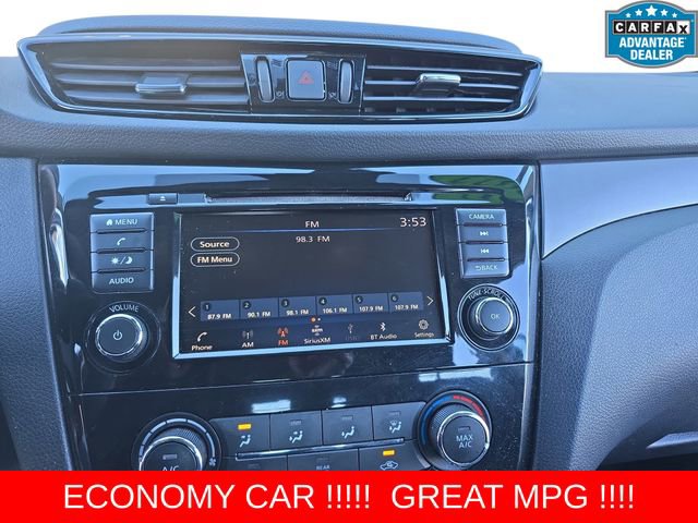 Used 2022 Nissan Rogue Sport S image 9