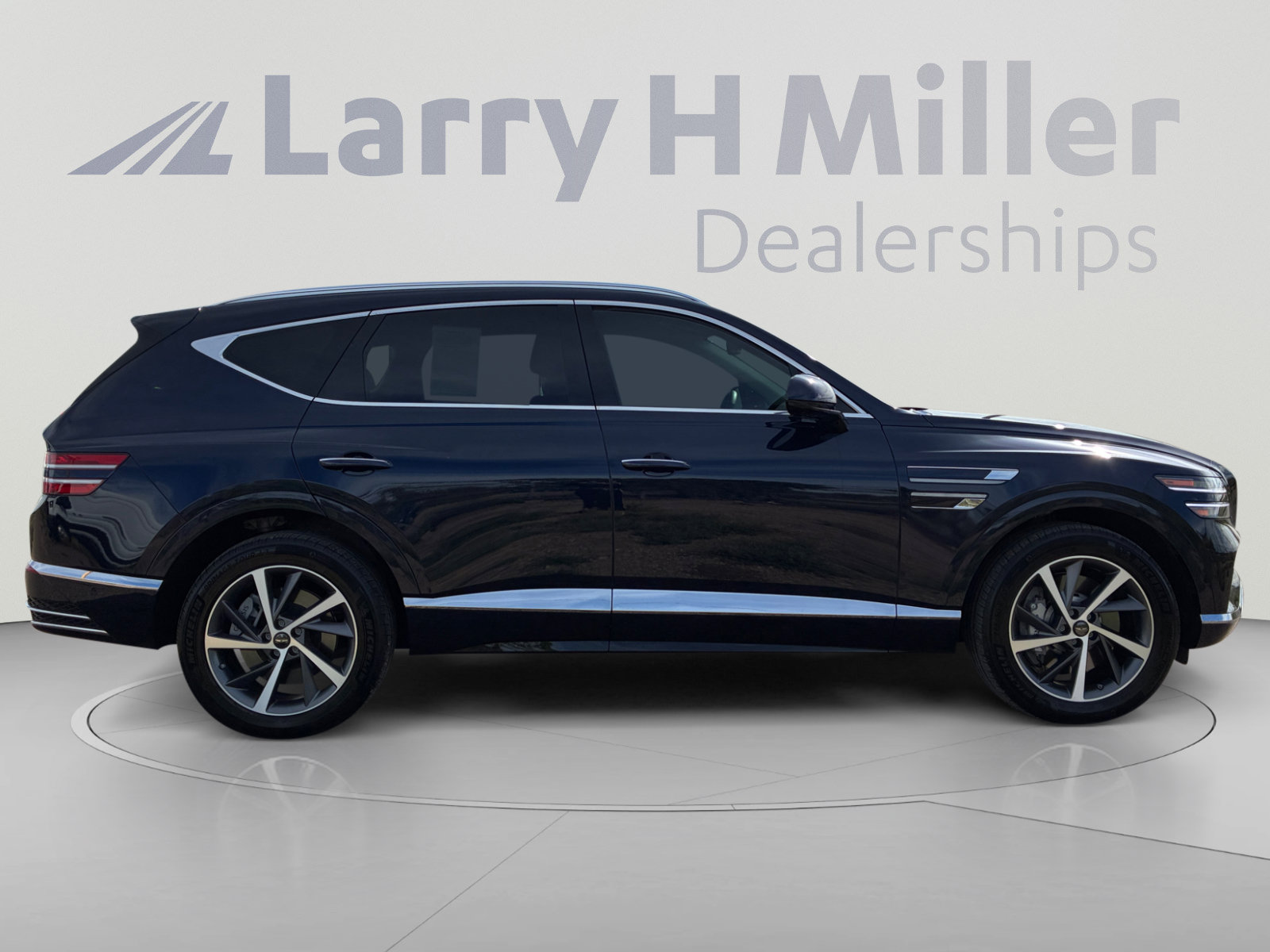Used 2025 Genesis GV80 2.5T Advanced AWD/4WD image 6