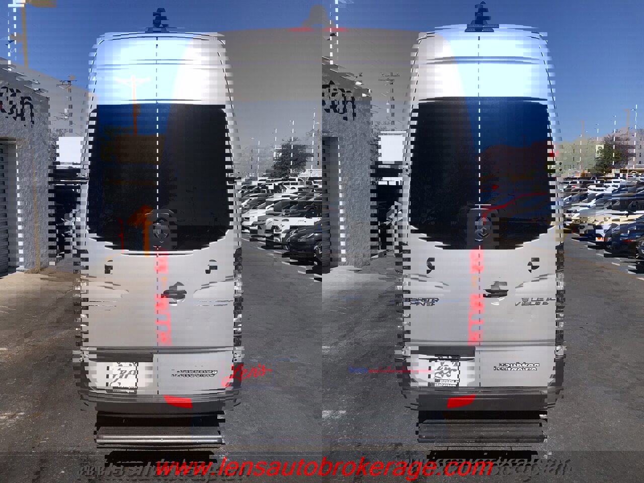 Used 2015 Mercedes-Benz Sprinter 2500 image 7