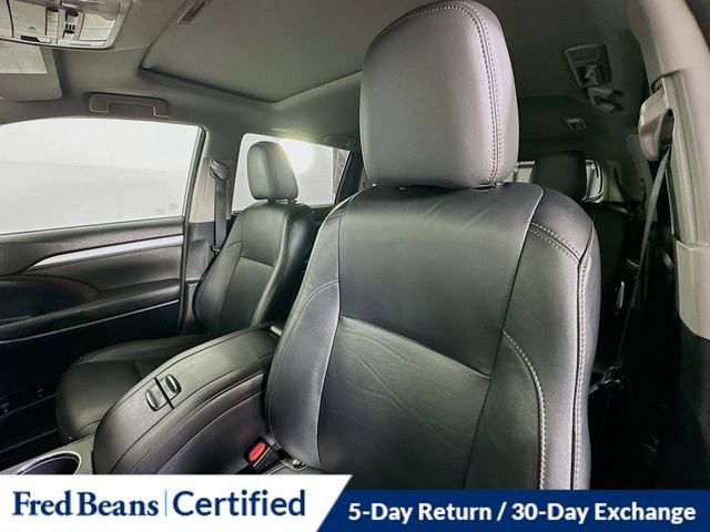 Used 2015 Toyota Highlander XLE image 23