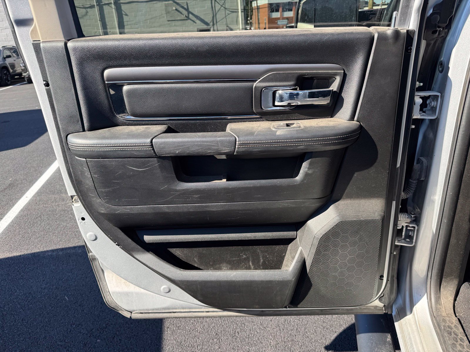 Used 2018 RAM 2500 Laramie w/ Sport Appearance Group AWD/4WD image 24