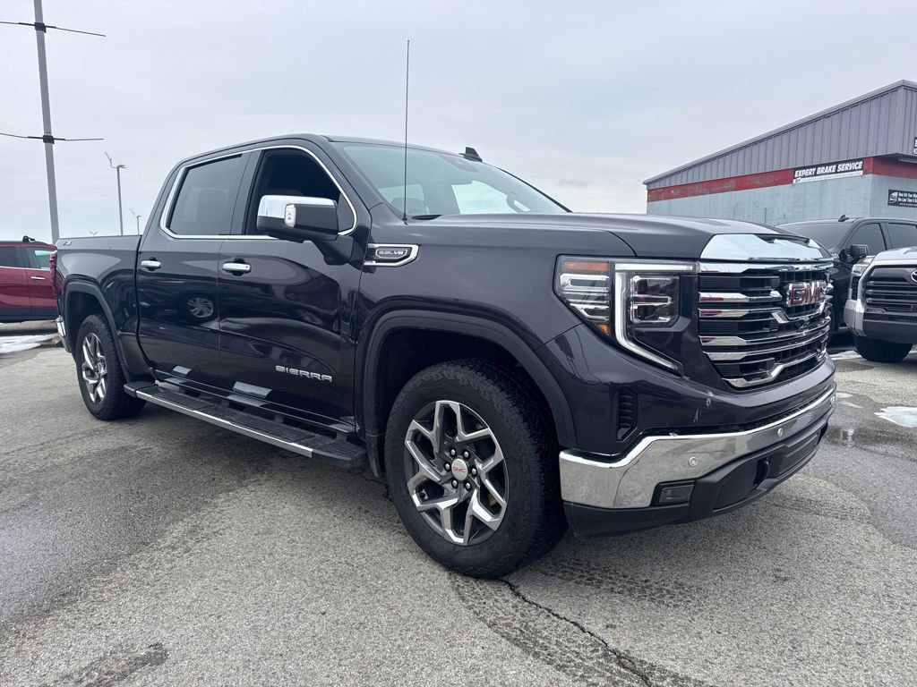 Used 2024 GMC Sierra 1500 SLT w/ SLT Premium Plus Package image 9