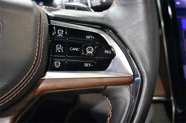 Used 2025 Jeep Grand Cherokee Summit image 17