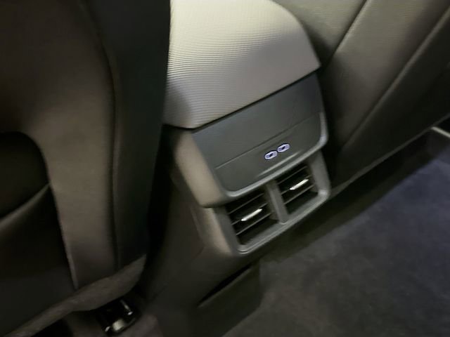 New 2026 Chevrolet Equinox LT w/ Convenience Package II image 27