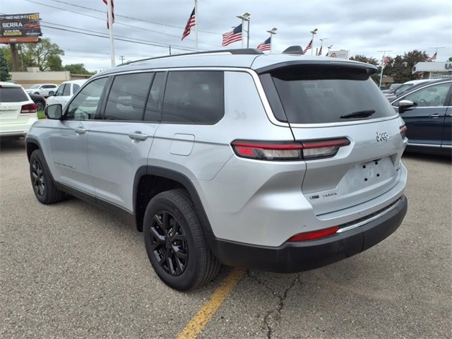 Used 2021 Jeep Grand Cherokee L Limited image 7