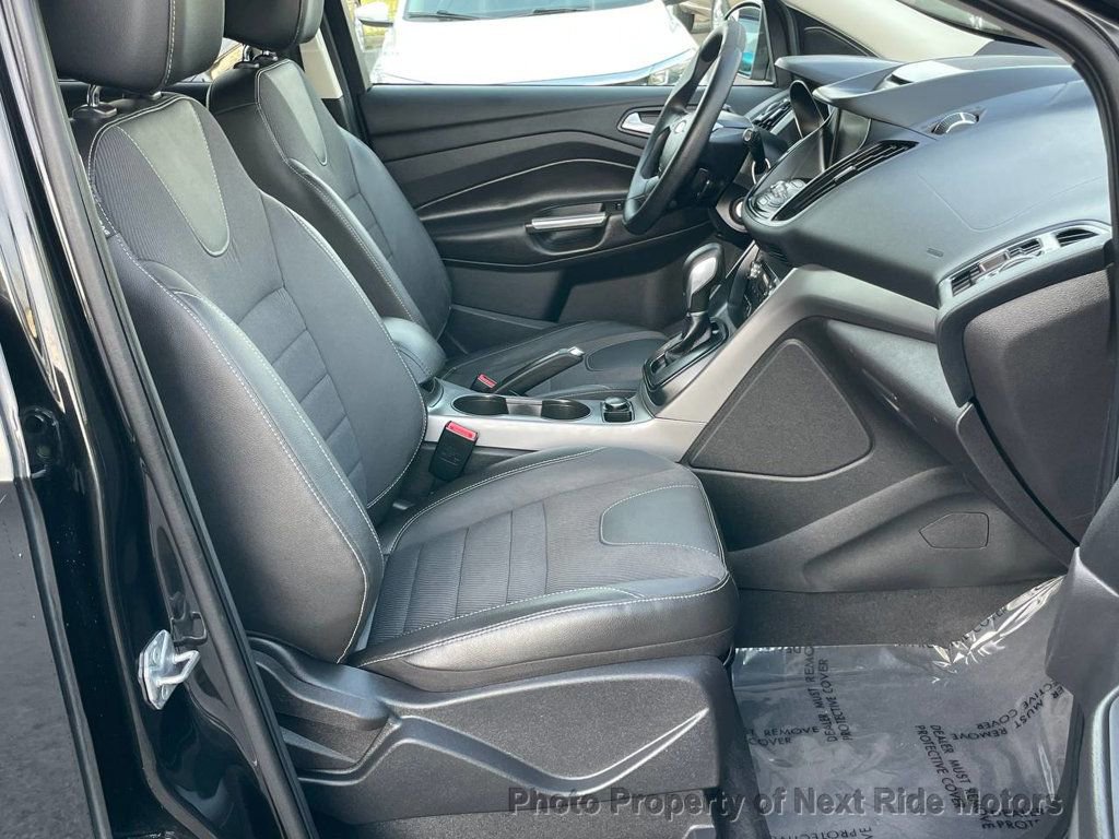 Used 2014 Ford Escape SE w/ SE Chrome Package image 10