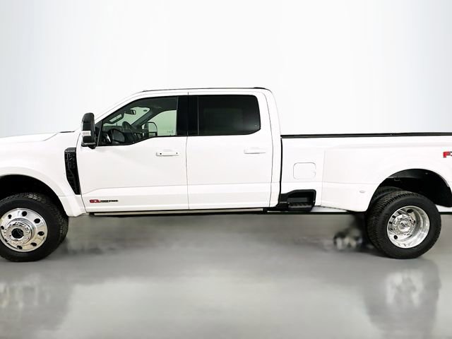 New 2026 Ford F450 Platinum w/ FX4 Off-Road Package image 4