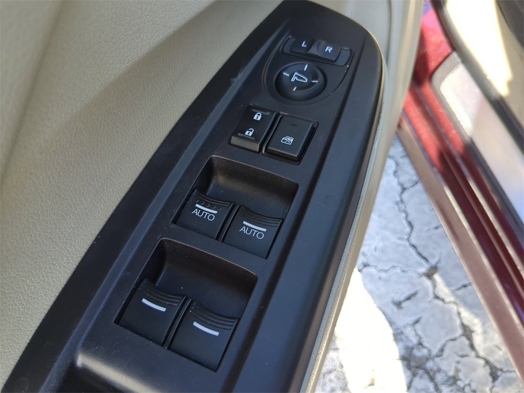 Used 2015 Acura RDX AWD image 17