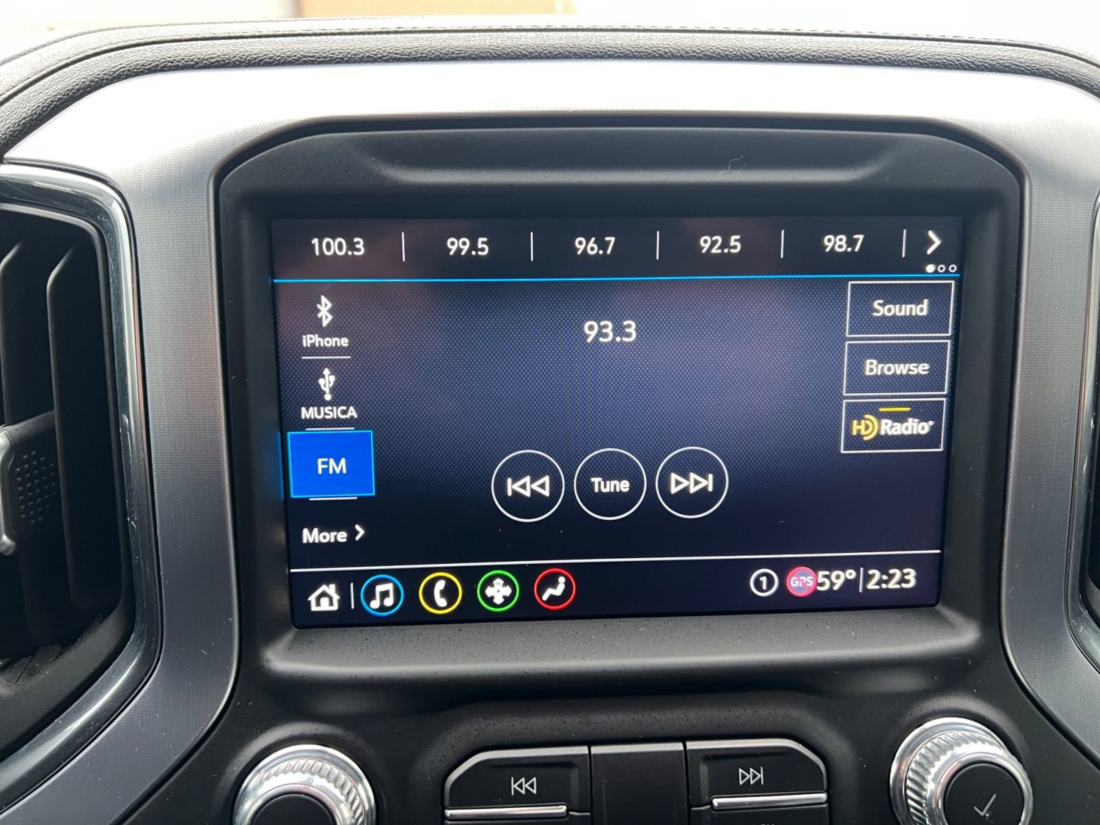 Used 2020 GMC Sierra 1500 SLT image 21