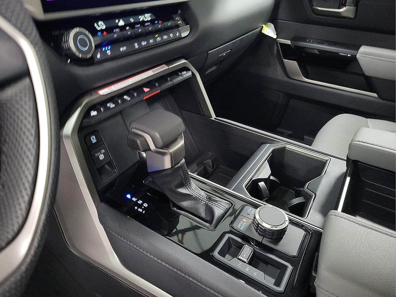 Certified 2025 Toyota Tundra Limited AWD/4WD image 12