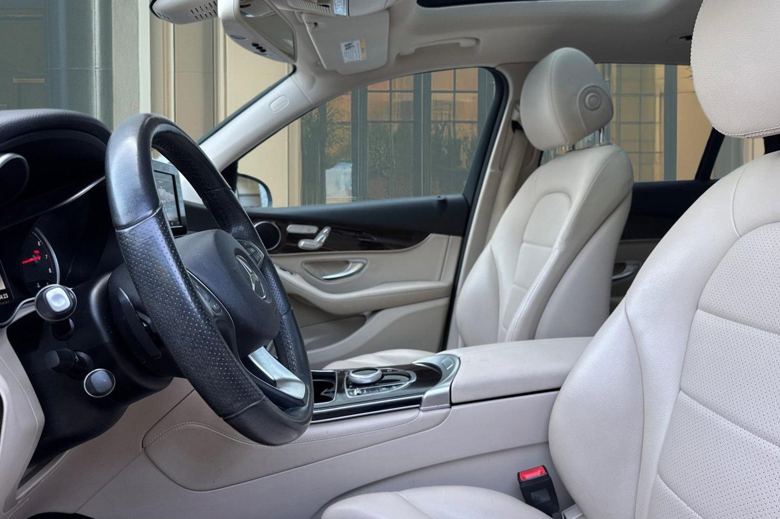 Used 2019 Mercedes-Benz GLC 300 image 24