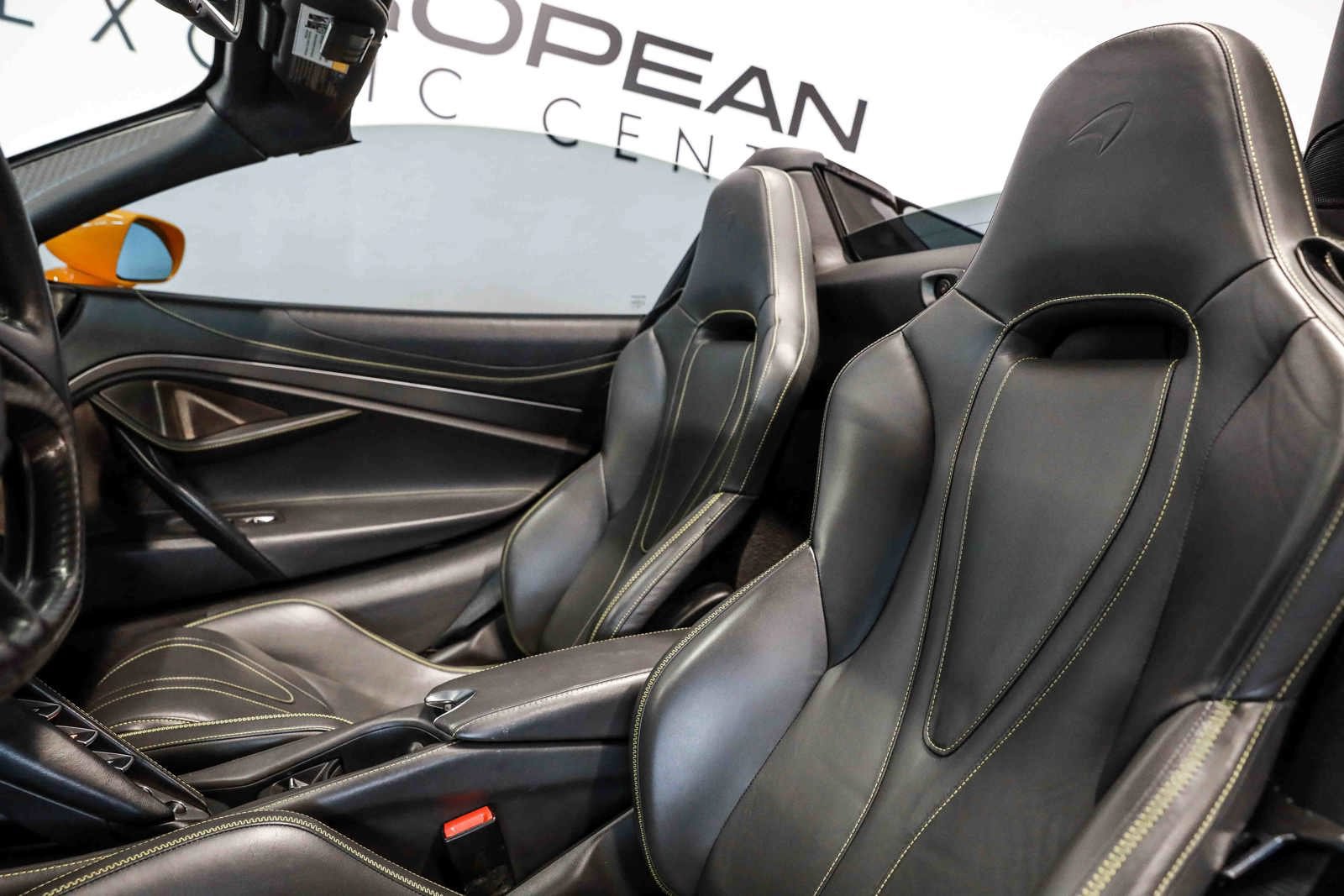 Used 2022 McLaren 720S Performance RWD image 36