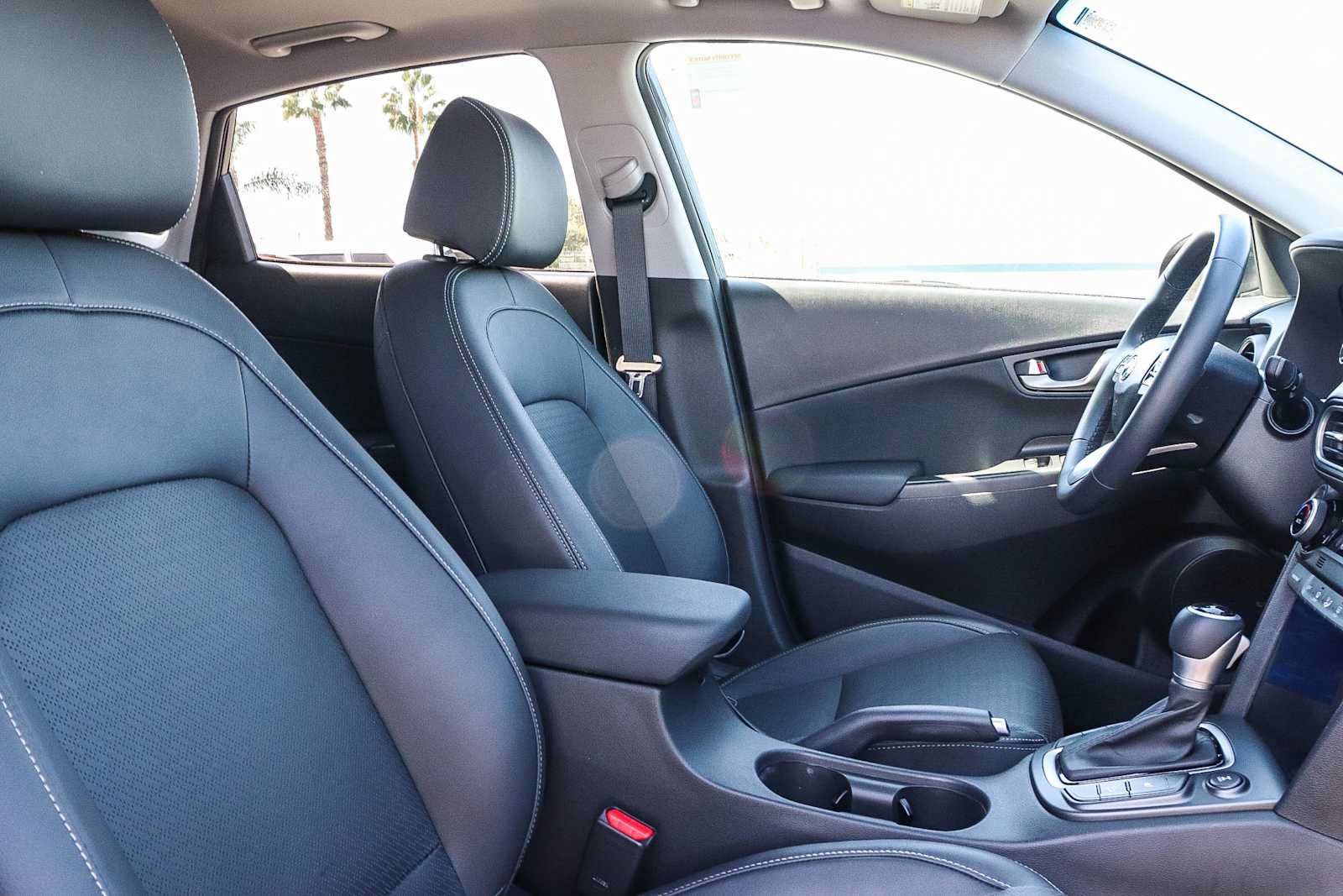 Used 2021 Hyundai Kona Limited w/ Cargo Package AWD/4WD image 26