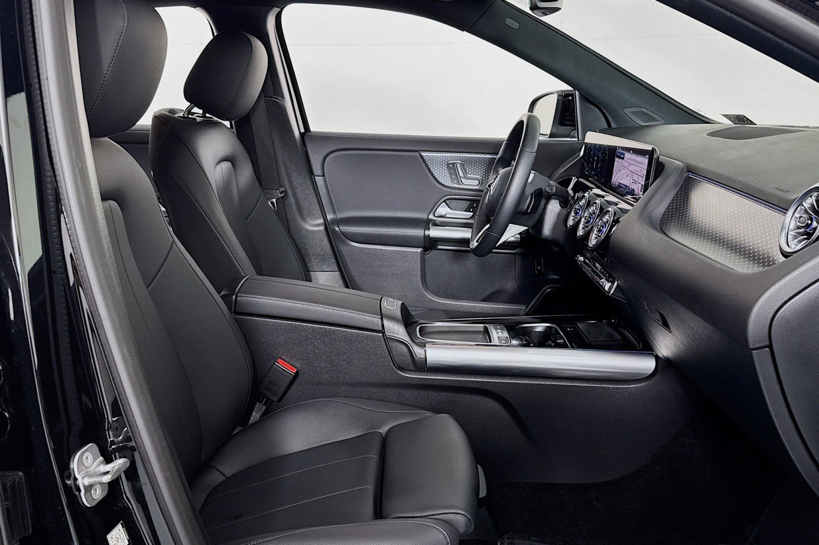 Certified 2025 Mercedes-Benz GLA 250 image 7