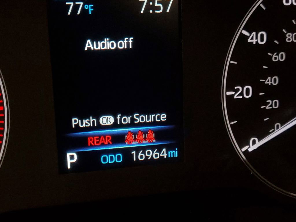 Certified 2024 Toyota Corolla Cross LE w/ Moonroof Package image 25