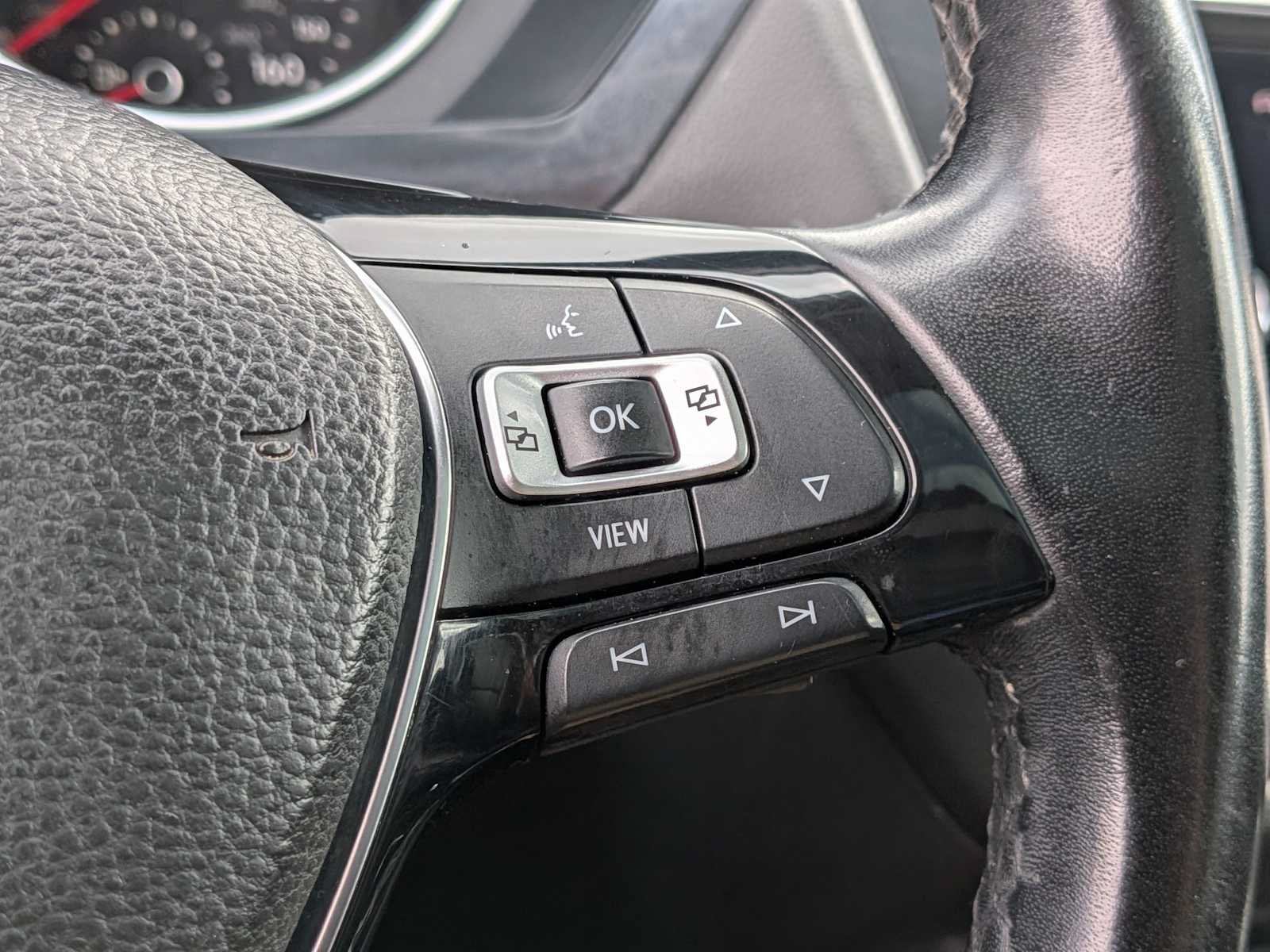 Used 2019 Volkswagen Tiguan SE AWD/4WD image 26