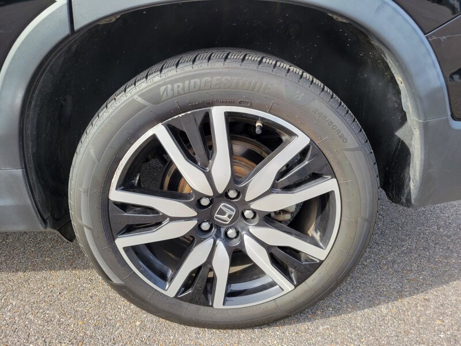 Used 2021 Honda Pilot Touring image 9