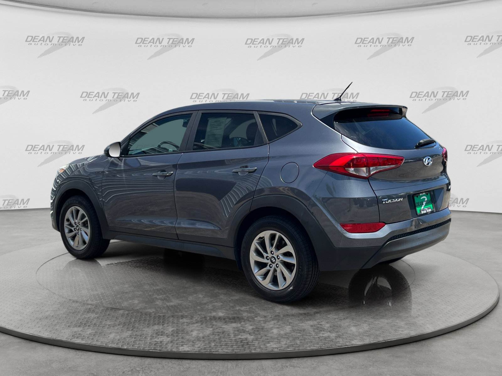 Used 2018 Hyundai Tucson SE w/ Cargo Package AWD/4WD image 6
